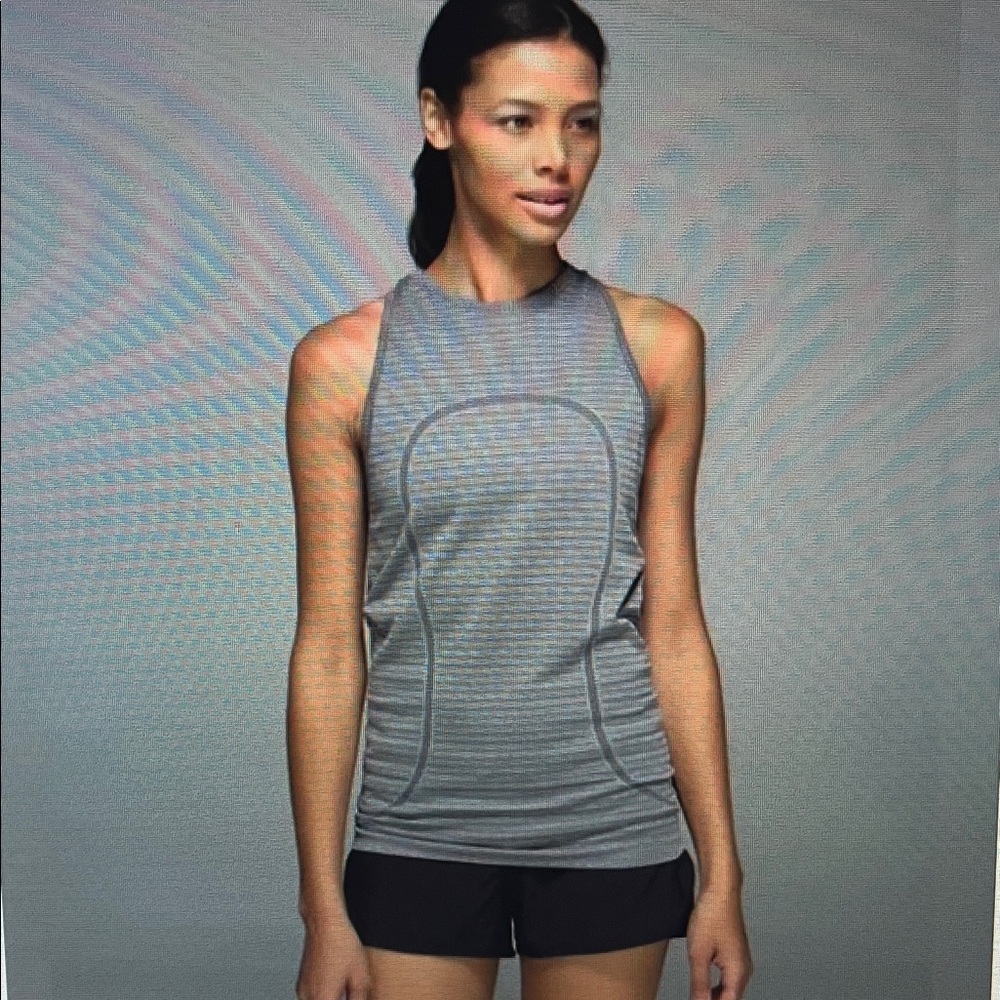Lululemon Run Swiftly Tech High-Neck Razorback Tank Top Size 4 Gray